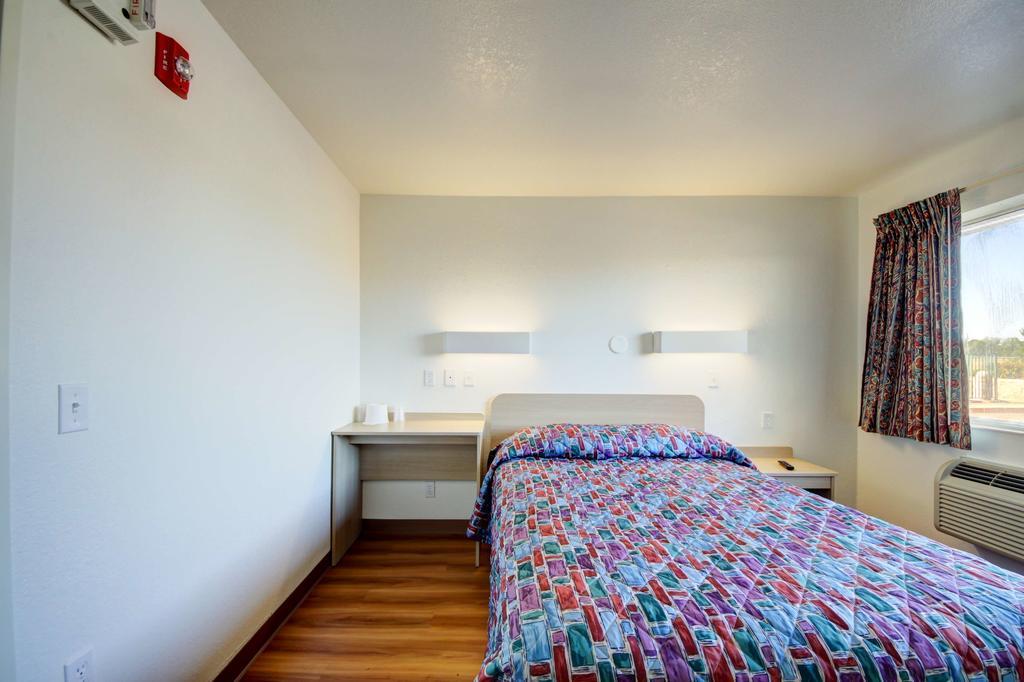 Americas Best Value Inn Стилуотер Экстерьер фото